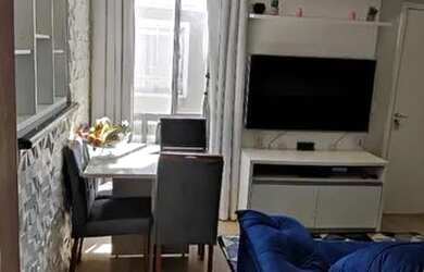 Imagem: O apartamento possui 2 Dormitórios, 1 Banheiro, 1 Vaga na garagem