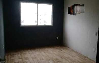 Imagem: A casa possui 2 Dormitórios, 1 Banheiro, 1 Vaga na garagem