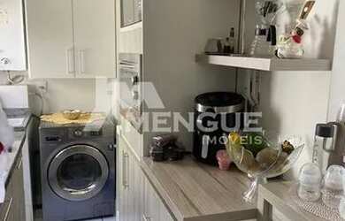 Imagem 4: Apartamento com dois dormitórios, uma vaga escriturada no Bairro Humaita...