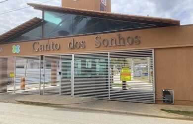 Imagem: O terreno possui 534m² de Área e está localizado em Violeira