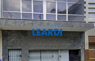 Imagem: O depósito possui 410m² de Área e está localizado em Lapa