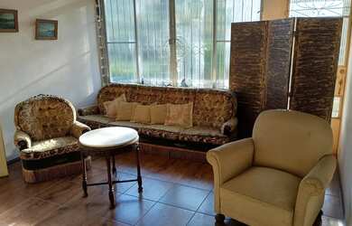 Imagem 8: Linda casa estilo castelo