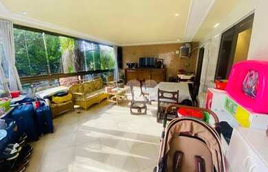 Imagem: O apartamento possui 3 Dormitórios, 3 Banheiros, 2 Vagas na