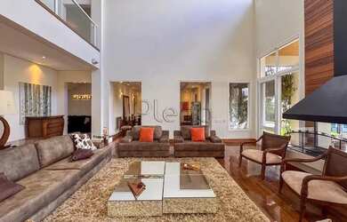 Imagem 6: Sobrado à venda e para locação com 6 suítes no Fazenda da Grama, em...