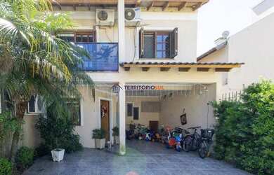 Imagem 2: Sobrado no Jardins do Prado, com 3 dormitórios, sendo 1 suíte com sacada, sala 02 ambiente