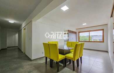 Imagem: O apartamento possui 3 Dormitórios, 1 Banheiro, 1 Vaga na garagem