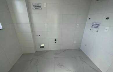 Imagem 2: Apartamento com 4 suítes e 3 vagas de garagem em - Meia Praia - Itapema/SC