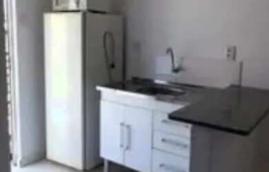 Imagem: O quarto possui Imóvel mobiliado e está localizado em Estuário