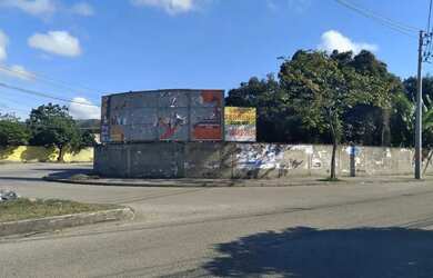 Imagem: O terreno para alugar possui 1190m² de Área e está localizado