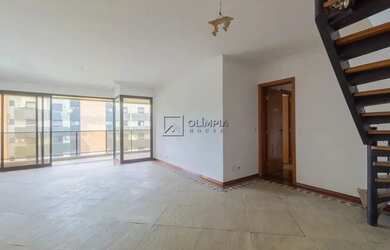 Imagem: O apartamento na cobertura possui 4 Dormitórios, 4 Banheiros