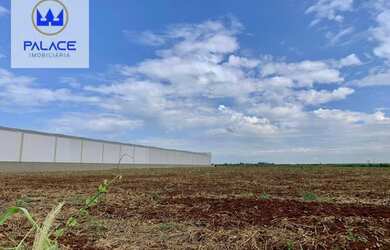 Imagem 1: Terreno, 40000 m² - venda por R$ 6.000.000,00 ou aluguel por R$ 20.000,00/mês...