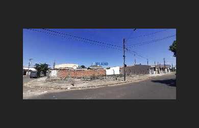 Imagem: O terreno possui 377m² de Área e está localizado em Parque