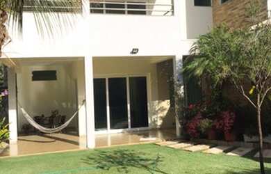 Imagem: A casa em condomínio possui 3 Dormitórios, 4 Banheiros, 5