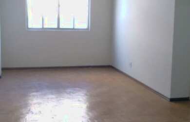 Imagem: O apartamento possui 2 Dormitórios, 2 Banheiros, 88m² de Área