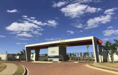 Imagem: O terreno possui 506m² de Área e está localizado em Villaggio