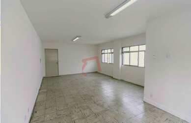 Imagem: O depósito possui 35m² de Área e está localizado em Vila