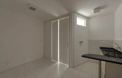 Imagem: A kitnet possui 1 Dormitório, 1 Banheiro, 30m² de Área e