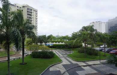 Imagem 1: Condomínio Golden Green melhor condomínio America latina apto estilo...