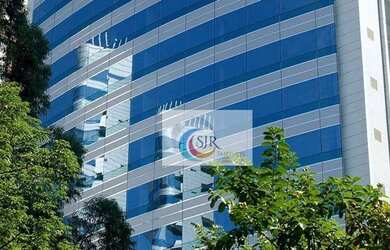 Imagem: O depósito possui 5 Vagas na garagem, 257m² de Área e está