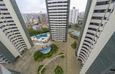 Imagem: O apartamento possui 3 Dormitórios, 5 Banheiros, 4 Vagas na