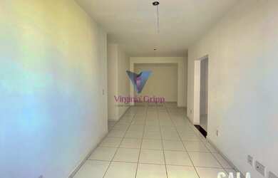 Imagem: O apartamento possui 3 Dormitórios, 1 Banheiro, 2 Vagas na