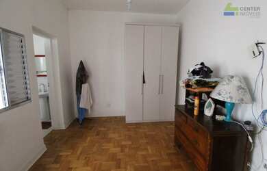 Imagem 14: Sobradão ao lado do metrô