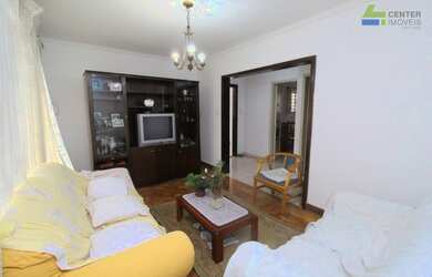 Imagem 3: Sobradão ao lado do metrô