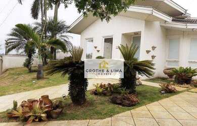 Imagem: A casa em condomínio possui 3 Dormitórios, 4 Banheiros, 5