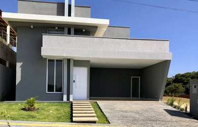 Imagem: A casa em condomínio possui 3 Dormitórios, 4 Banheiros, 4