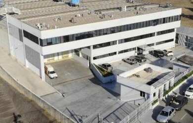 Imagem: O depósito possui 5 Vagas na garagem, 5.719m² de Área e