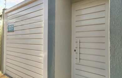 Imagem 2: Casa no São Carlos. Varanda, 75m² de Área, 2 Vagas na garageme2 Dormitórios