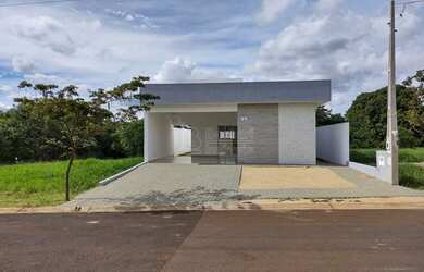 Imagem: A casa em condomínio possui 3 Dormitórios, 3 Banheiros, 4