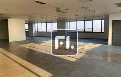 Imagem: O depósito possui 5 Vagas na garagem e 433m² de Área e está