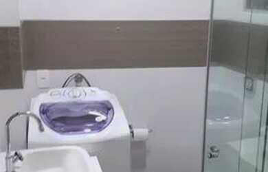 Imagem: O apartamento possui 1 Dormitório, 1 Banheiro, 30m² de Área