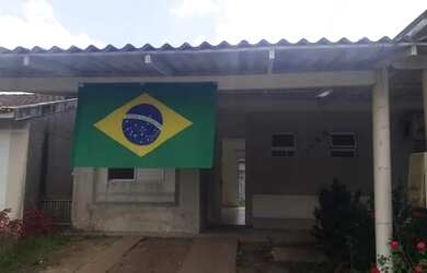 Imagem: A casa em condomínio possui 2 Dormitórios, 1 Banheiro e 110m²
