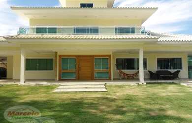 Imagem: A casa possui 5 Dormitórios, 3 Banheiros, 5 Vagas na garagem