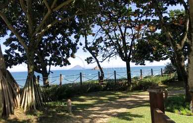 Imagem: A casa em condomínio possui 5 Dormitórios, 5 Banheiros, 2