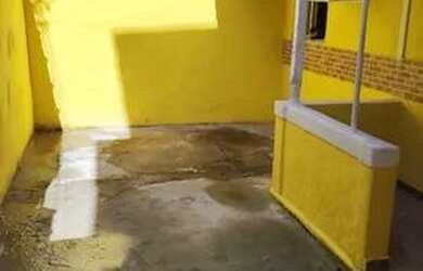 Imagem: A casa possui 1 Dormitório, 1 Banheiro, 80m² de Área, Imóvel