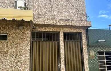 Imagem: A casa possui 2 Dormitórios, 1 Banheiro, 60m² de Área e