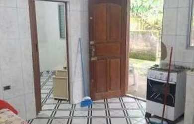 Imagem: A casa possui 2 Dormitórios, 1 Banheiro, 253m² de Área e