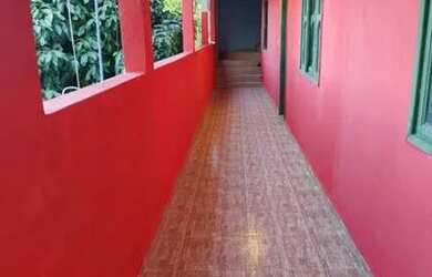 Imagem: A casa possui 1 Dormitório e 1 Banheiro e está localizado