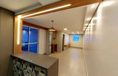 Imagem: O apartamento possui 2 Dormitórios, 1 Banheiro, 2 Vagas na