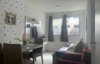 Imagem: O apartamento possui 2 Dormitórios, 1 Banheiro, 1 Vaga na garagem