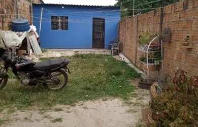 Imagem: A casa possui 2 Dormitórios e está localizado em Monte Das