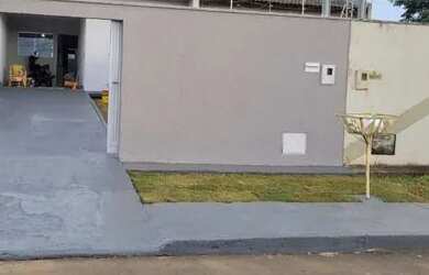 Imagem 5: Casa Veiga Jardim. Varanda, 115m² de Área, 2 Vagas na garageme3 Dormitórios