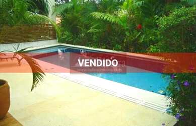 Imagem: A casa em condomínio possui 3 Dormitórios, 4 Banheiros, 2