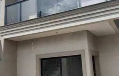 Imagem: A casa em condomínio possui 3 Dormitórios, 2 Banheiros, 2