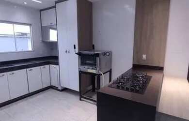 Imagem 1: Casa para aluguel e venda com 360 metros quadrados com 3 quartos