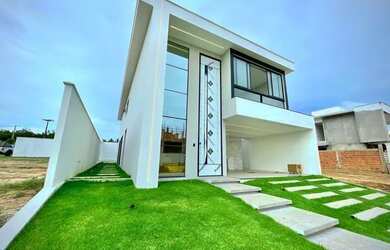 Imagem: A casa em condomínio possui 4 Dormitórios, 5 Banheiros, 2