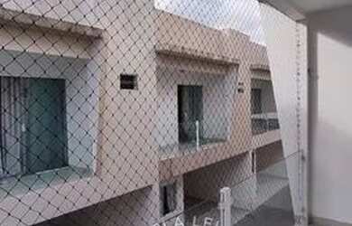 Imagem: A casa em condomínio para alugar possui 3 Dormitórios, 1 Banheiro